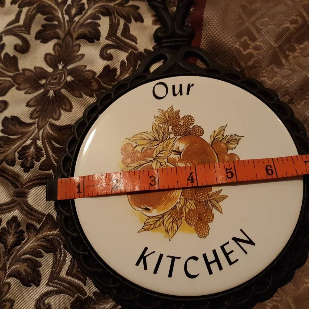 Very Good Condition (OUR KITCHEN) decor - Picture 6 of 6